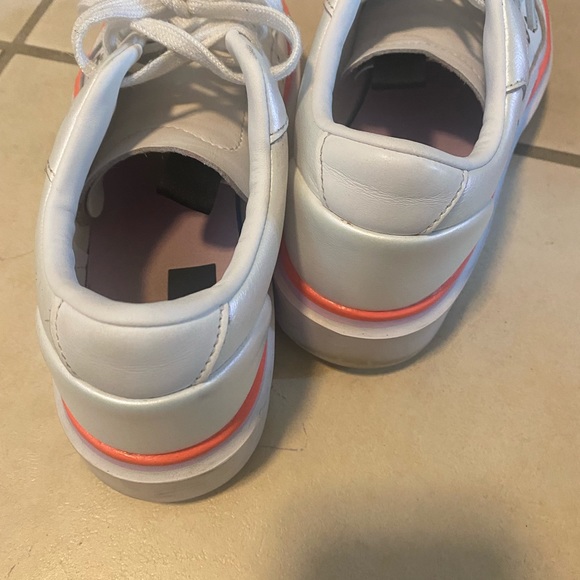 adidas Originals Sleek Super W White Black Signal Coral Women Casual Shoe EF4956 - Picture 7 of 7